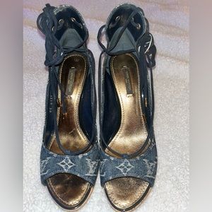 Authentic Louis Vuitton Wedge Sandals 9.5